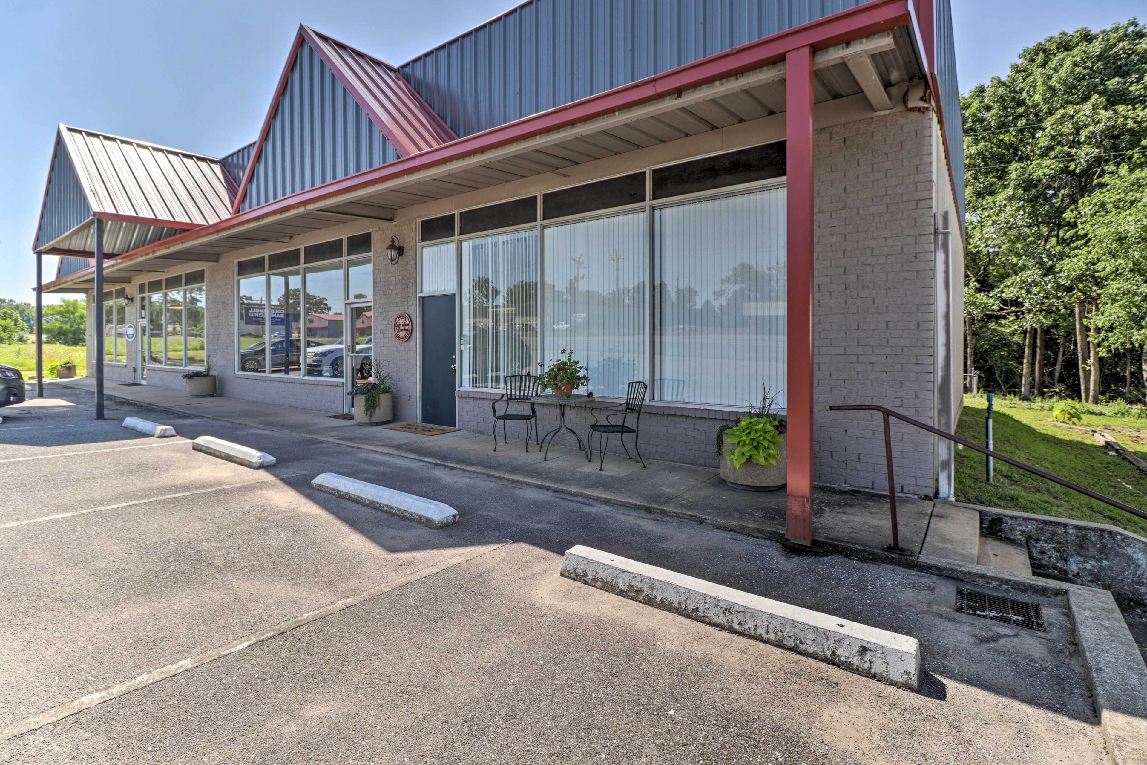 Greers Ferry Condo w/ Easy Access to the Lake!