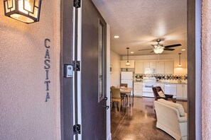 Apartment (1 Bedroom) | Interior