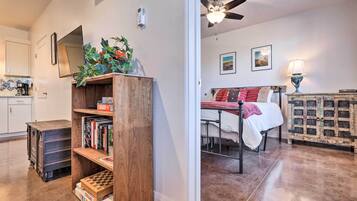 Apartment (1 Bedroom) | Interior