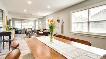 Cottage (3 Bedrooms) | Interior