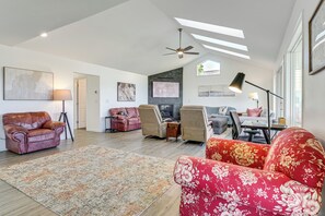 Nhà (3 Bedrooms) | Nội thất