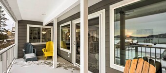 Anacortes Home w/ Views of Puget Sound