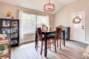 Dining - Airy Georgetown Home w/ Fire Pit! (Georgetown)