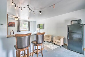 Apartment (0 Bedroom) | Interior