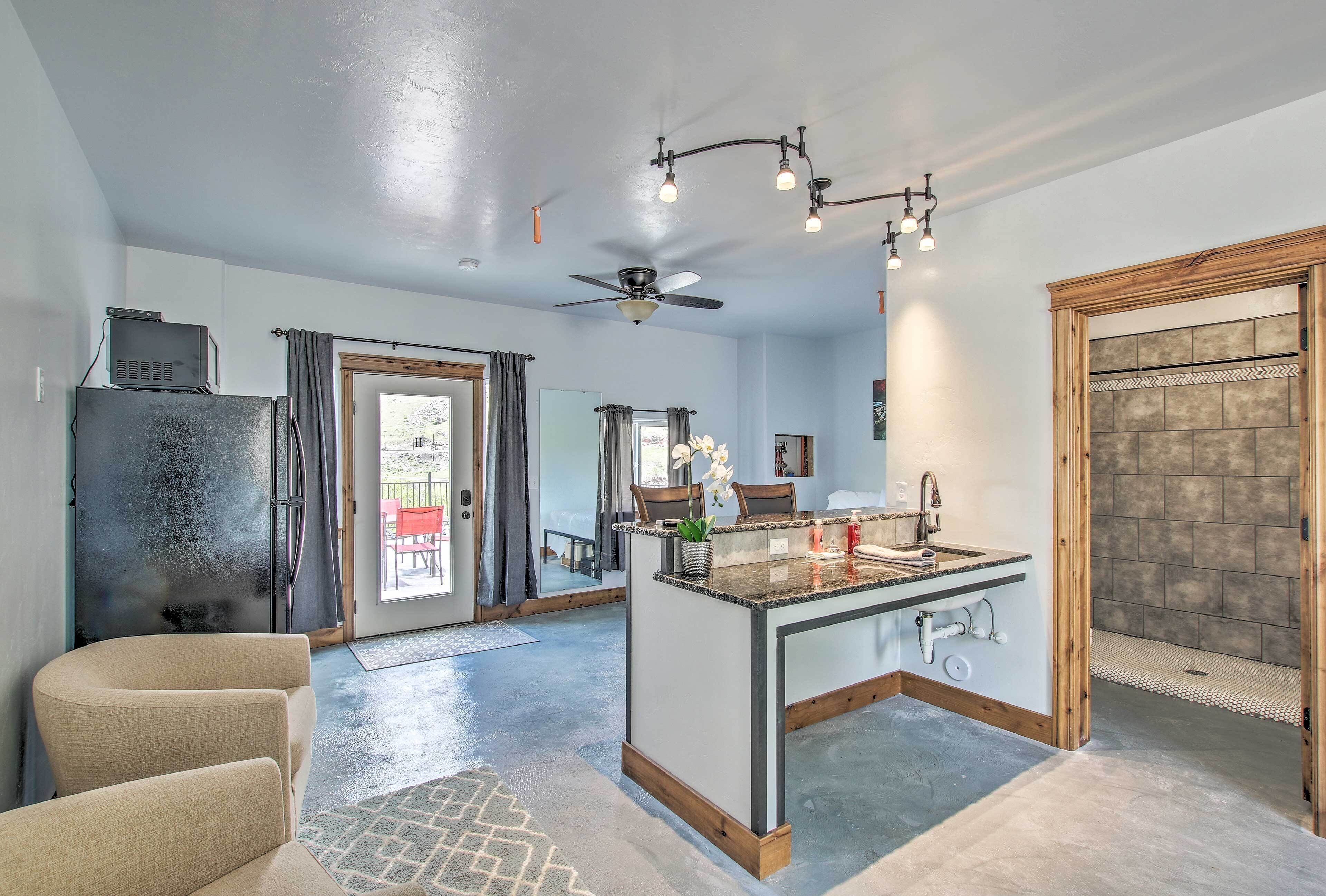 Apartment (0 Bedroom) | Interior