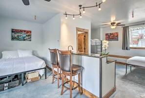 Apartment (0 Bedroom) | Interior - Lovely Lava Hot Springs Studio, Walk to Pools (Lava Hot Springs)