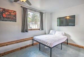 Apartment (0 Bedroom) | Interior