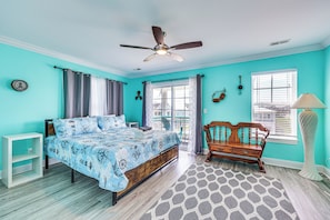 Interior - Calm Coastal Haven w/ 2 Balconies Near Beach (Carolina Beach)