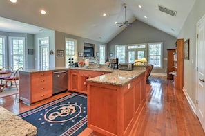 Interior - Oriental House on 1 Acre w/ Wraparound Porch! (Arapahoe)