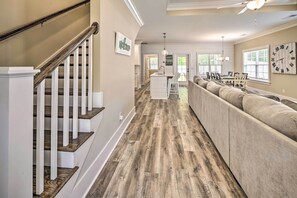 House (3 Bedrooms) | Interior