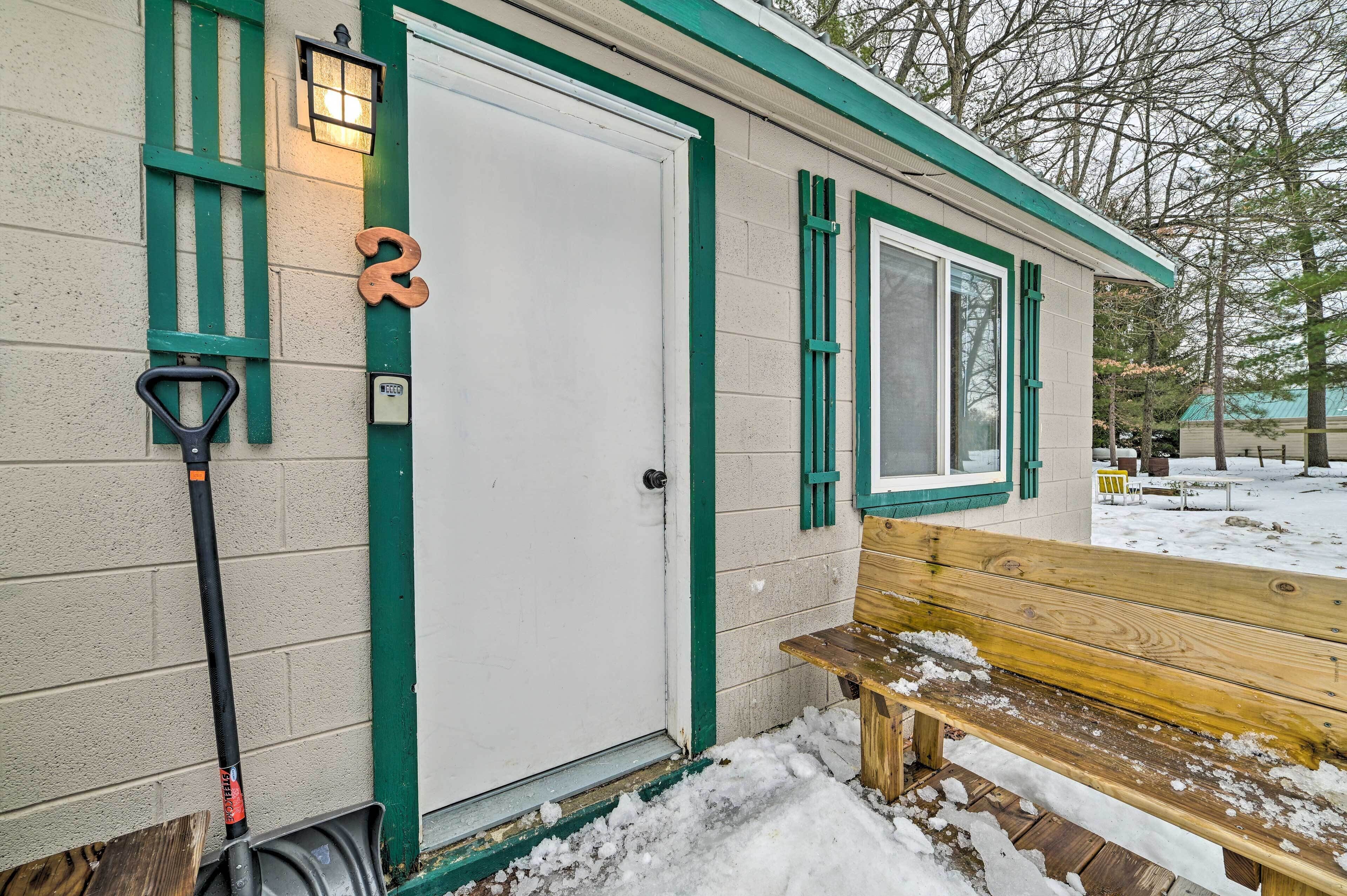 House (2 Bedrooms) | Interior