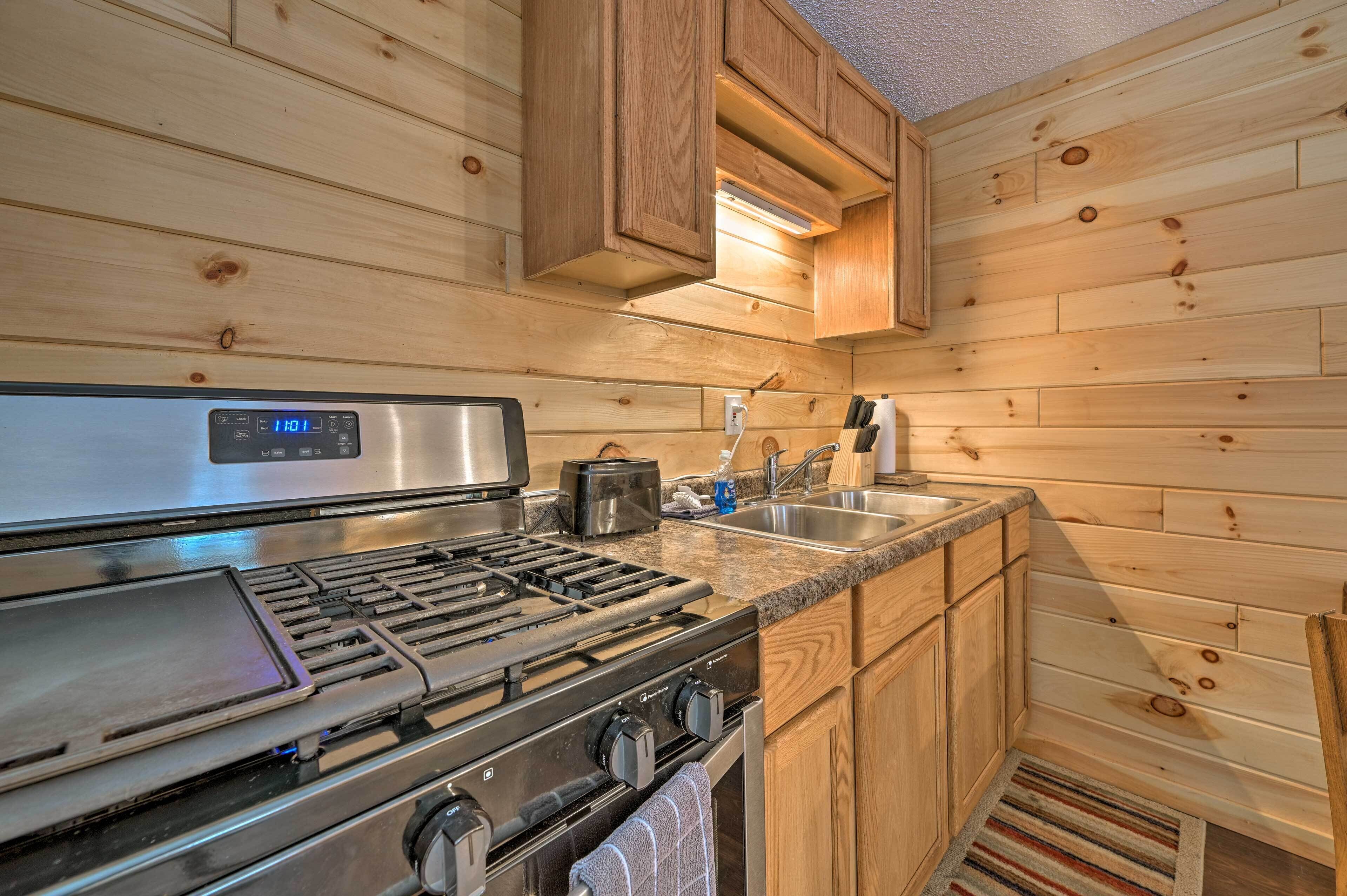 House (2 Bedrooms) | Interior