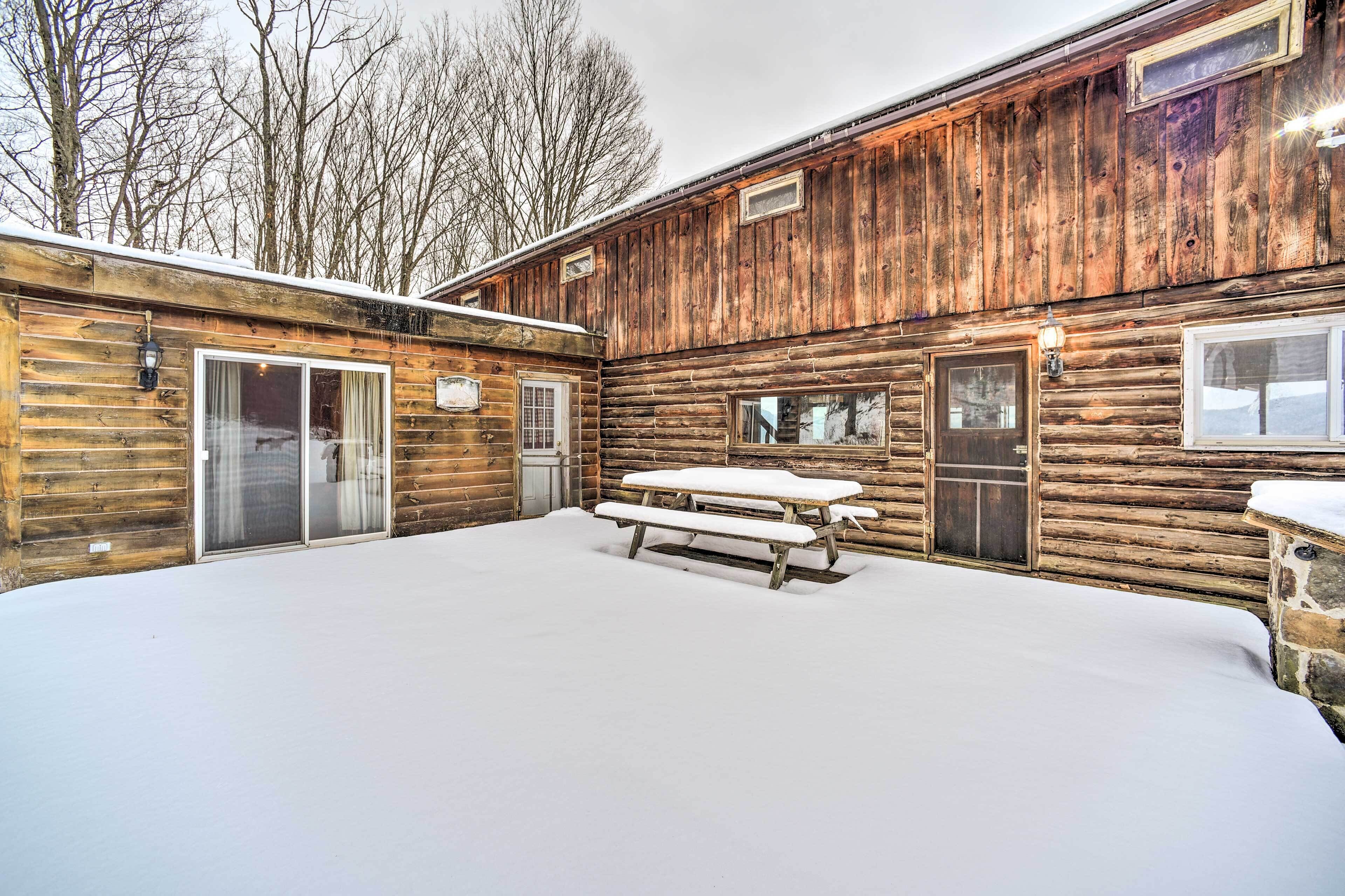 Full Private Home on 32-acres w/ Stellar Views!