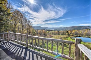 House (3 Bedrooms) | Interior - Full Private Home on 32-acres w/ Stellar Views! (Jefferson)