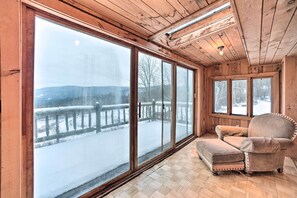 Interior - Full Private Home on 32-acres w/ Stellar Views! (Jefferson)