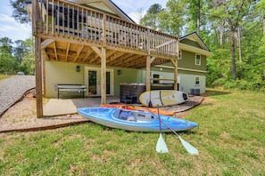 Interior - Waterfront Townville Home: Hot Tub & Lake Access! (Townville)