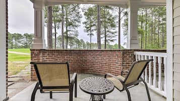 Apartment (1 Bedroom) | Terrace/patio