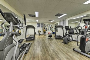 Apartment (1 Bedroom) | Interior - Resort-style Condo on Golf Course w/ Private Pool! (Spring Lake)