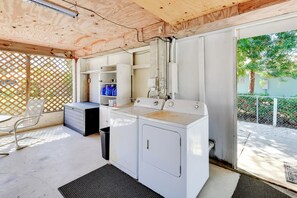 單棟房屋 (2 Bedrooms) | 內部