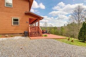 House (2 Bedrooms) | Interior - Peaceful Cabin Retreat - 9 Mi to Murphy! (Murphy)