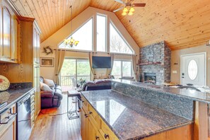 Rumah (2 Bedrooms) | Interior