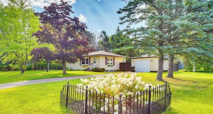 Sunny Cloquet Home - 2 Mi to St. Louis River!