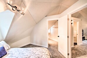House (3 Bedrooms) | Interior - Geodesic Dome House w/ Scenic Views + Hot Tub (Eatonville)