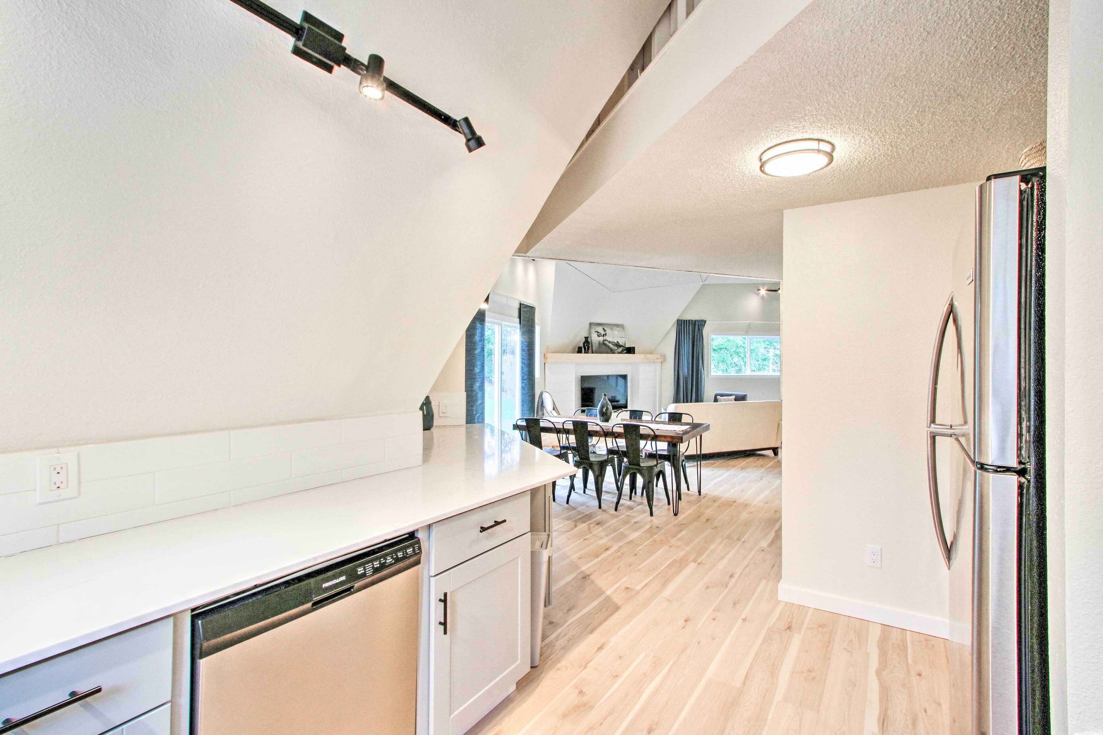 House (3 Bedrooms) | Interior