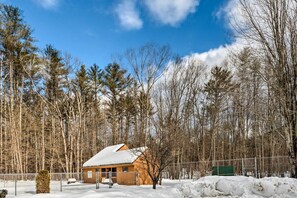 Apartment (2 Bedrooms) | Interior - Cozy Conway Area Home ~ 4 Mi to Cranmore Mountain! (Intervale)