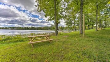 Rumah (2 Bedrooms) | Interior