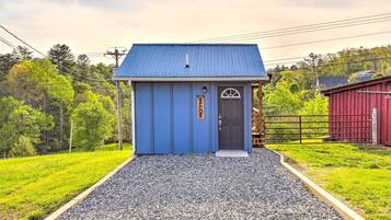 Apartment (0 Bedroom) | Interior