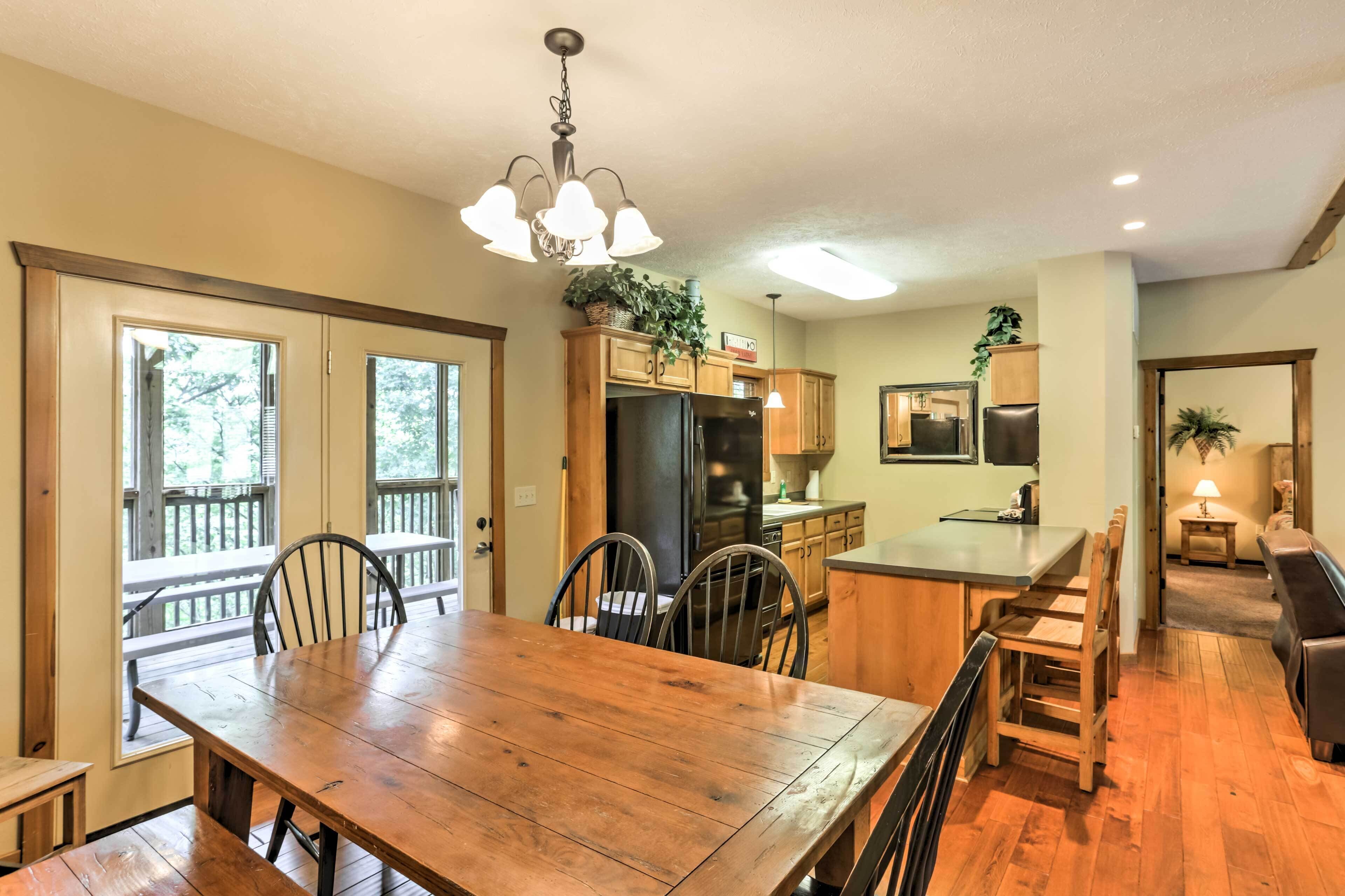 House (5 Bedrooms) | Interior