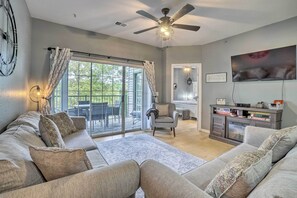 Apartment (2 Bedrooms) | Front of property - Jacuzzi Tub: Branson Retreat ~ 4 Mi to Strip (Branson)