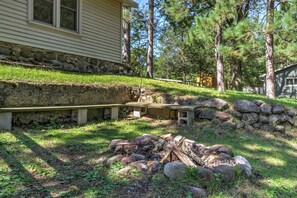 Property grounds - Lakefront Studio Cabin w/ Dock & Fire Pit! (Westfield)