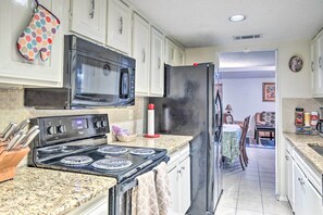 Interior - Family-friendly Townhouse w/ Private Patio (Dallas)