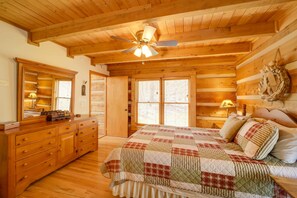 Interior - Smoky Mountain Vacation Rental w/ Large Deck! (Deep Gap)