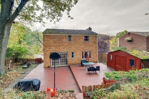 House (3 Bedrooms) | Interior - Cute Home w/ Patio ~ 7 Mi to Dtwn Pittsburgh (Pittsburgh)
