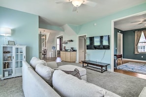 Interior - Family-friendly Cambridge Home w/ Fire Pit! (Cambridge)