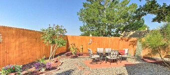 Mountain-view Albuquerque Townhome w/ Patio!