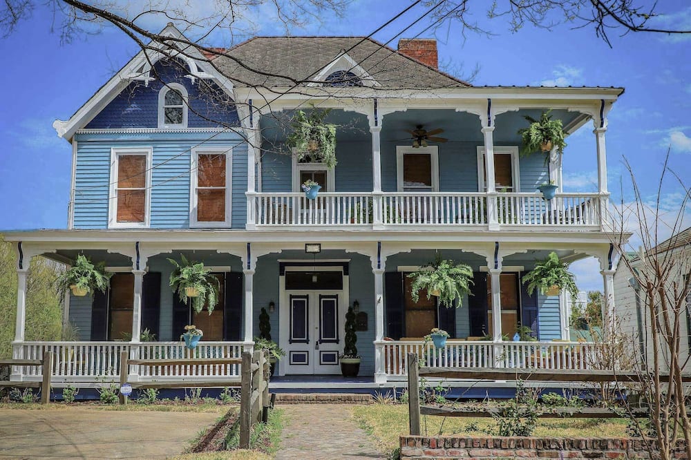 Vicksburg Airbnb & Cheap Cabin Rentals from 75 AirCabins