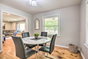 Dining - Charming Springfield Home w/ Private Backyard (Springfield)