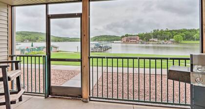 Pool Access & Lake Views: Camdenton Condo