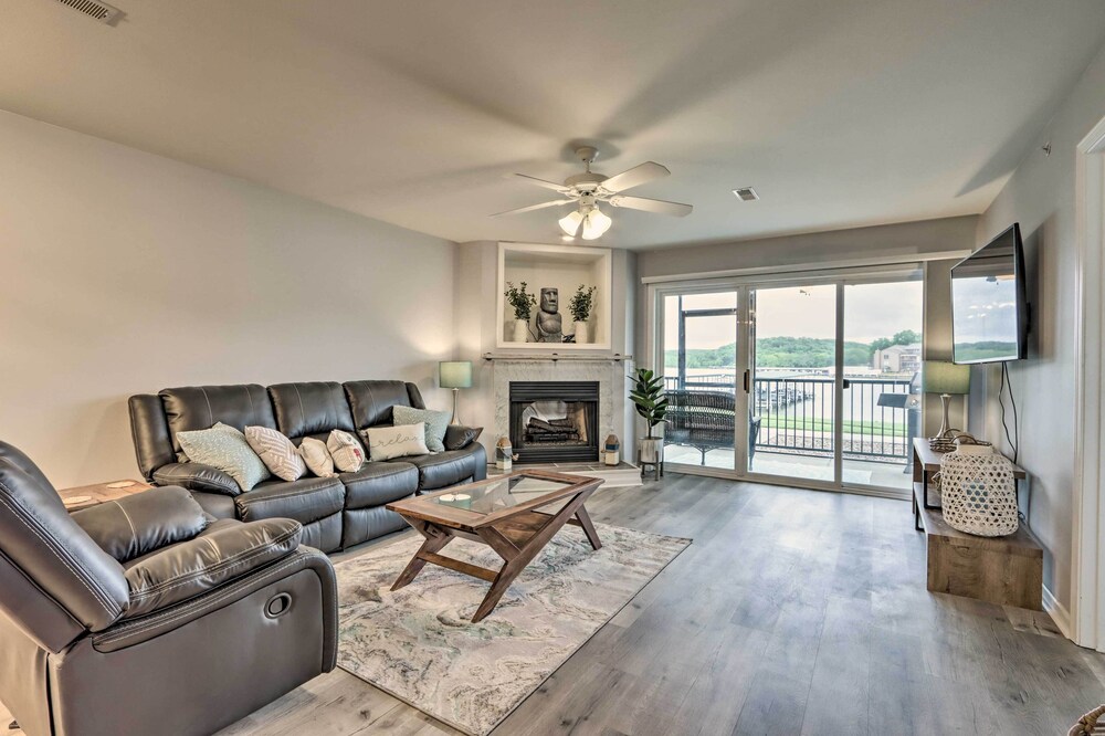 Camdenton Condo w/ Pool Access & Lake Views!