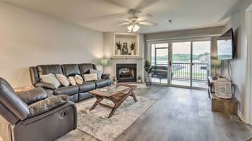 Apartment (2 Bedrooms) | Front of property