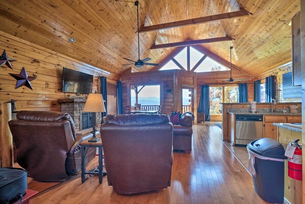 Interior - Pigeon Forge Mountain Cabin: Hot Tub & Resort Pool (Sevierville)