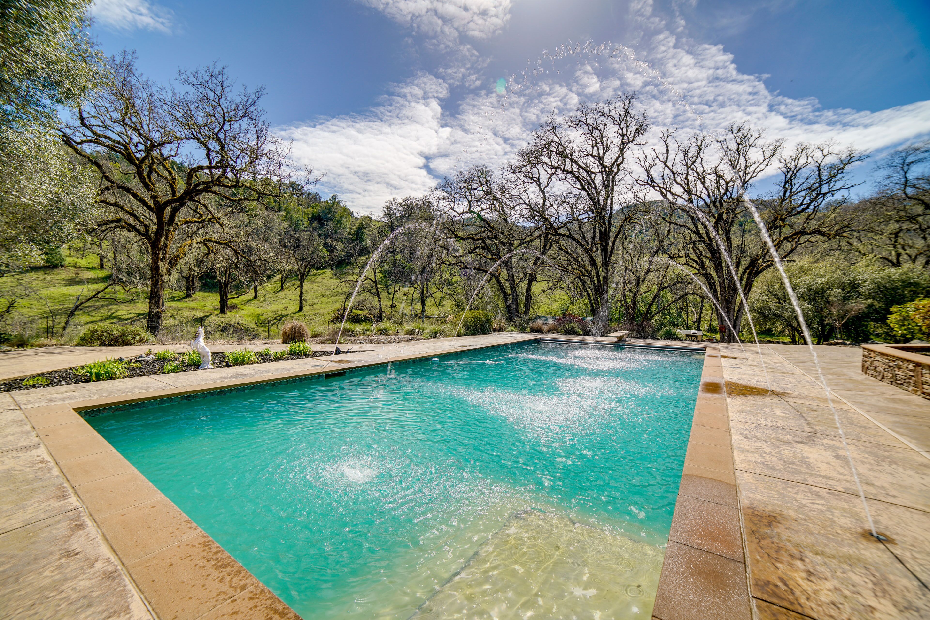 Stunning Hopland Vacation Rental w/ Pool & Hot Tub