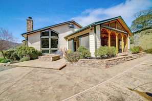Exterior - Stunning Hopland Vacation Rental w/ Pool & Hot Tub (Hopland)