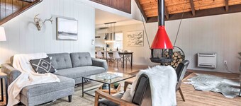 Fireside Lodge: A-frame in Bryce Resort w/ Decks