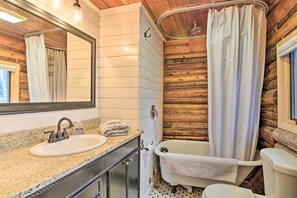 Ferienhaus (2 Bedrooms) | Badezimmer