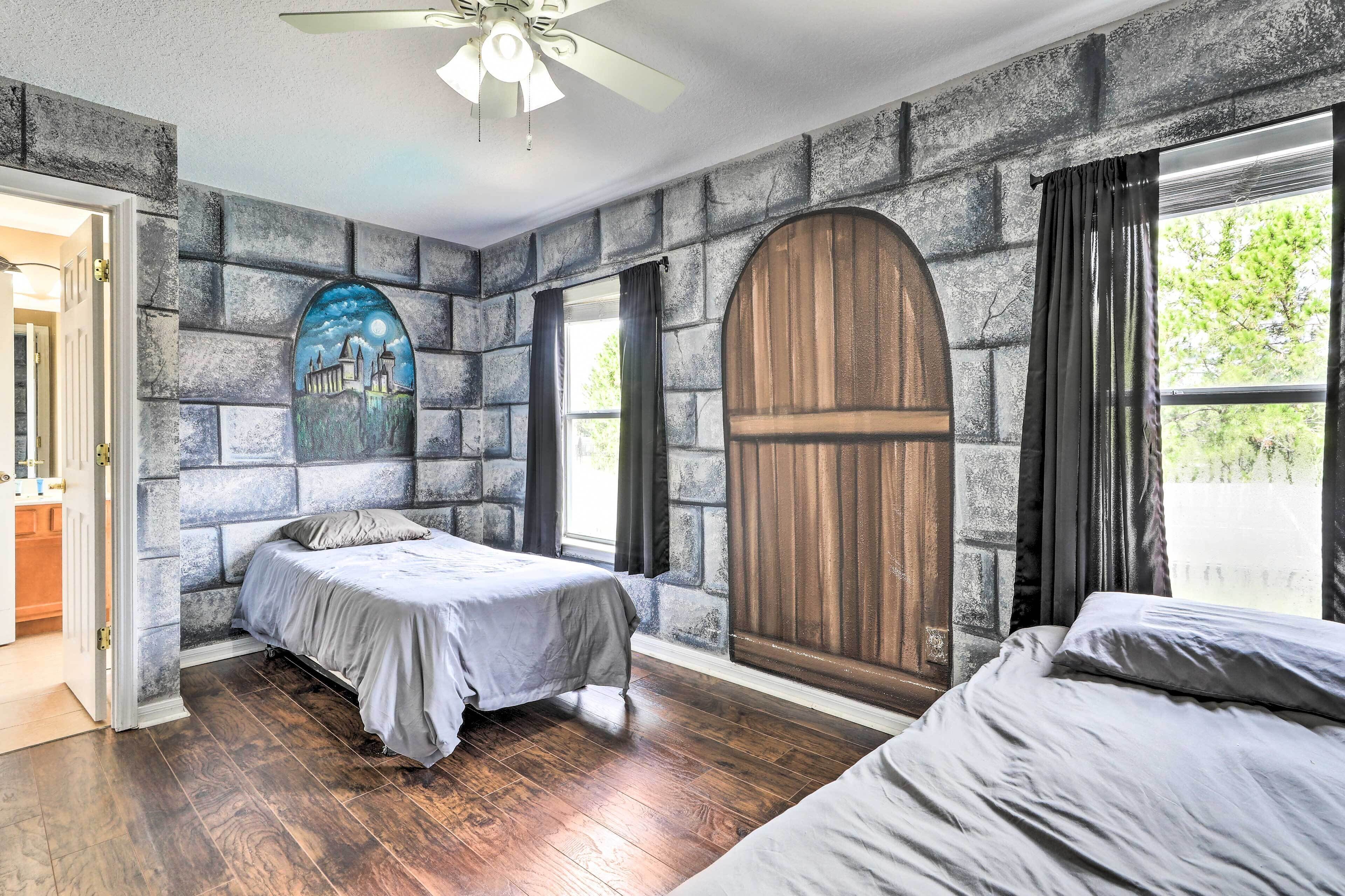 Davenport Home w/ Game Room: 13 Mi to Disney!